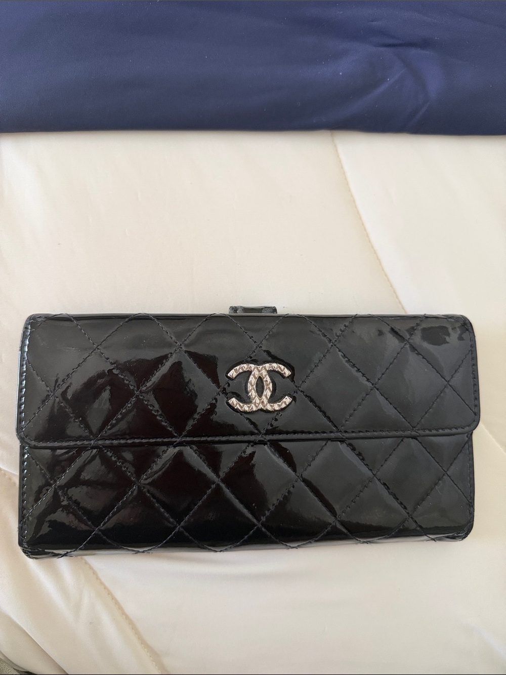 CHANEL Black Quilted Patent Leather CC-Emblem Wallet